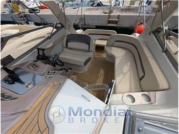 REGAL MARINE 2760 COMMODORE 2860