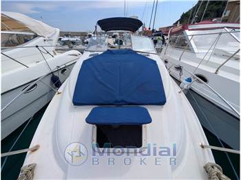 REGAL MARINE 2760 COMMODORE 2860
