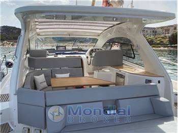 BAVARIA 43 HT BAVARIA