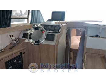 Mochi craft Dominator 34 fisherman