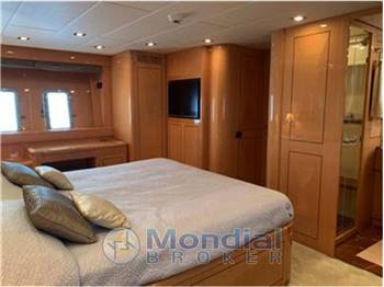 Overmarine Mangusta 72