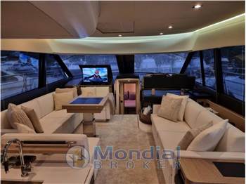 Prestige Yachts 550 F