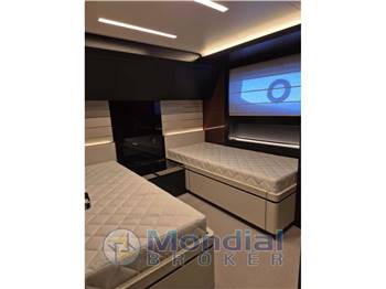 Riva 102 Corsaro Super