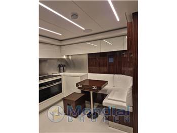 Riva 102 Corsaro Super