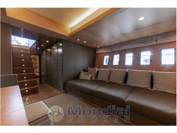 OVERMARINE Mangusta 80