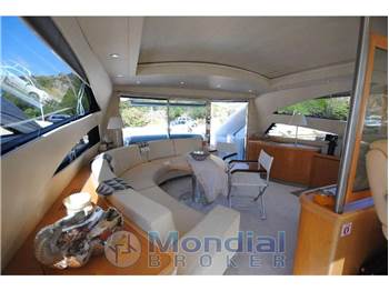 Pershing 76