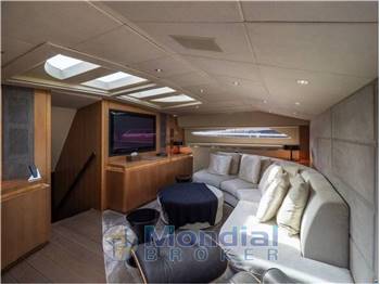 Pershing 115