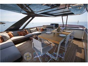 Ferretti Yachts 850