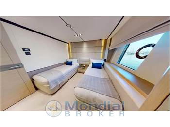 Princess Yachts 30M