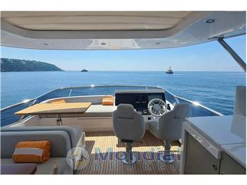 Azimut 72 Fly