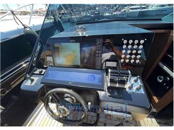 Wally Tender 43