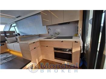 Beneteau Montecarlo 52