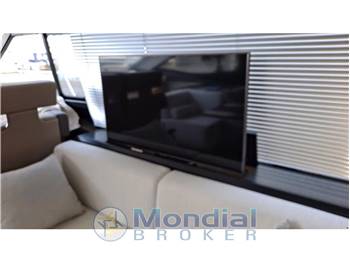 Beneteau Montecarlo 52