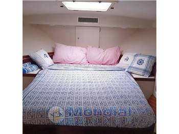 HATTERAS 38 CONVERTIBLE