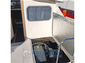 BERTRAM CONVERTIBLE 28