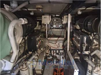 BERTRAM CONVERTIBLE 60