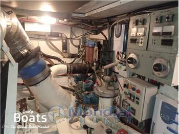 BERTRAM CONVERTIBLE 60