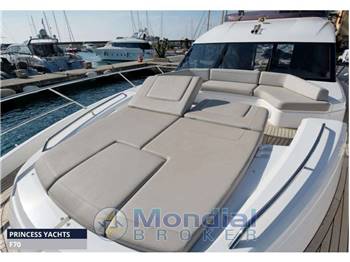 PRINCESS YACHT F 70