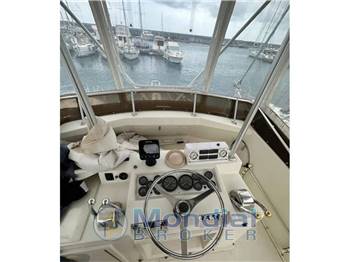 EGG HARBOR 35 GOLDEN EGG