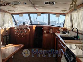 BERTRAM YACHTS BERTRAM 38
