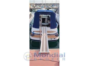 BAYLINER MAXUM 23