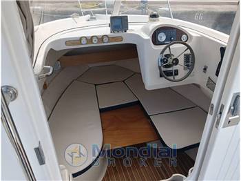 QUICK SILVER ARVOR 215