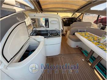 PRINCESS YACHTS V 48