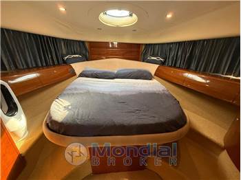 PRINCESS YACHTS V 48