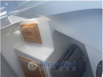 RANIERI SAUVAGE 24 WALK AROUND