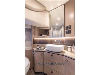 Absolute Navetta 53