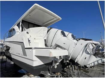 BENETEAU ANTARES 11 COUPE