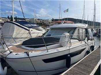 JEANNEAU MERRY FISHER 895 OFFSHORE