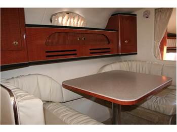 SEA RAY 315 SUNDUNCER