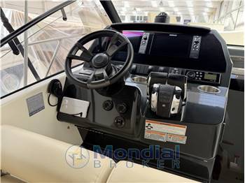 QUICKSILVER ACTIV 875 Sundeck