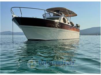 TIRRENIA VIVEUR 28 Cabin