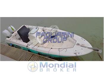 Boston Whaler Outrage 270