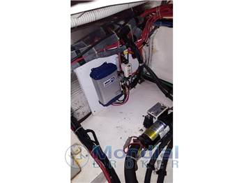 SEA RAY 255  SUNDANCER  LIMITED  EDITION