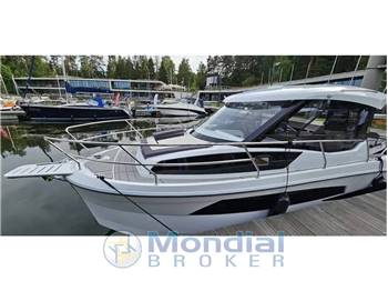 NAUTIC 880