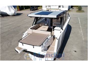 BALT YACHT 950
