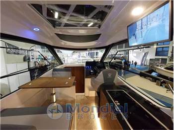Nautic 880