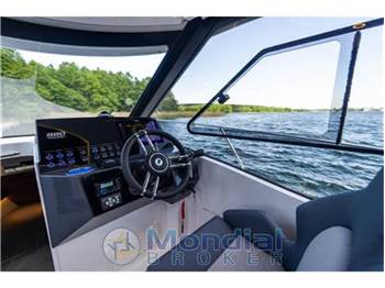 Nautic 880