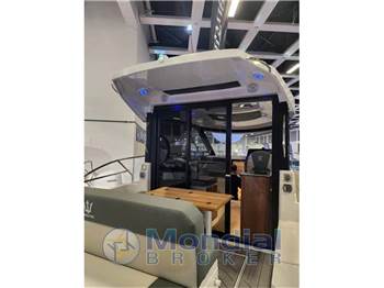 Nautic 880