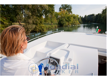 Houseboat Minuetto 6+