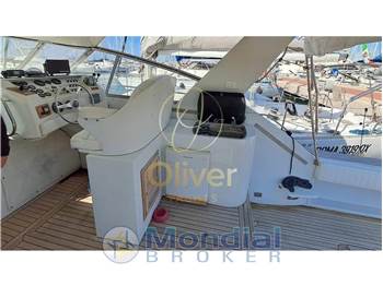 Trojan Yacht-Bertram 38 Express