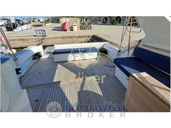 Trojan Yacht-Bertram 38 Express