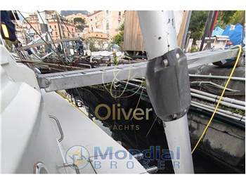 Bavaria 44