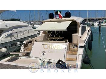 Cantieri Navali del Tirreno Cayman 640