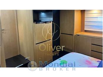 Cantieri Navali del Tirreno Cayman 640