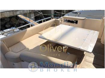 Cantieri Navali del Tirreno Cayman 640