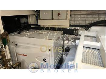 Cantieri Navali del Tirreno Cayman 640